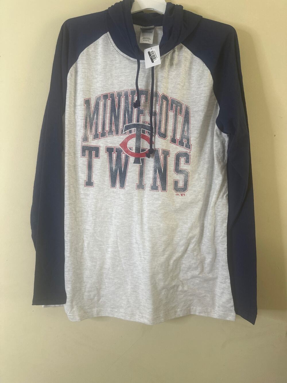 Minnesota Twins Hooded Sweatshirt Men XL 4